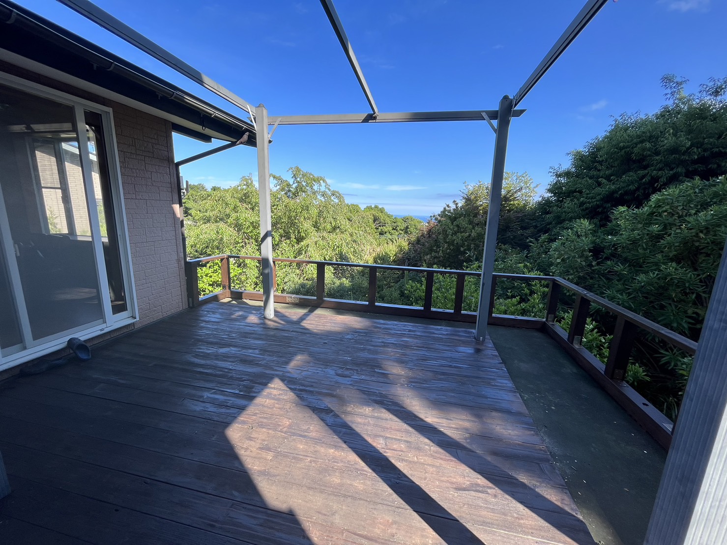 伊東保養所ウッドデッキ